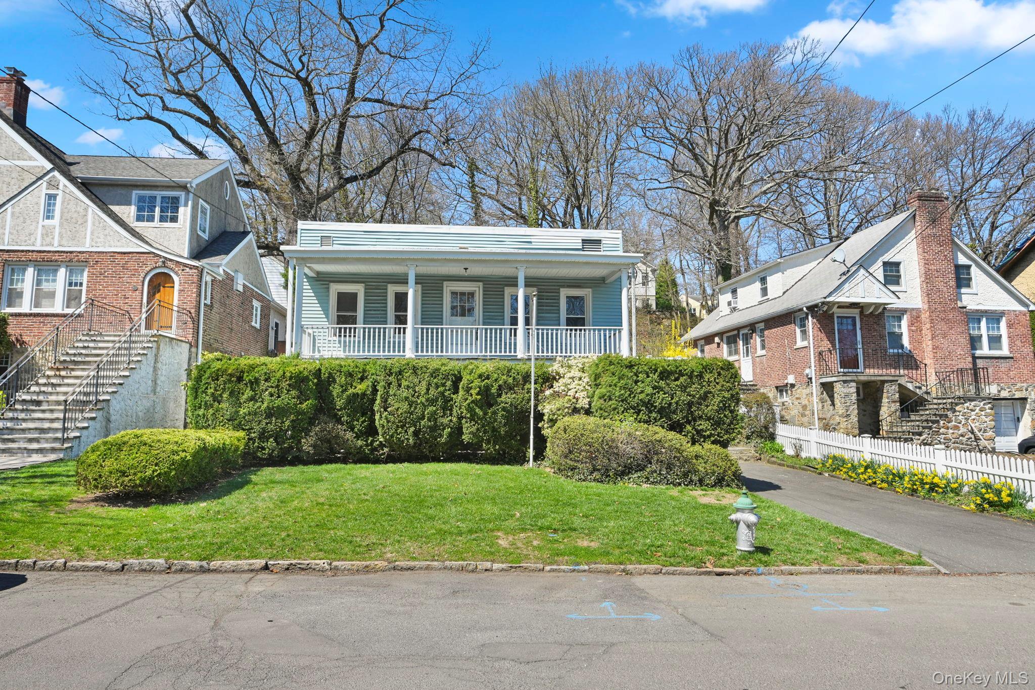 Single Family Sherwood Westchester County, NY 10538, MLS-981217-3