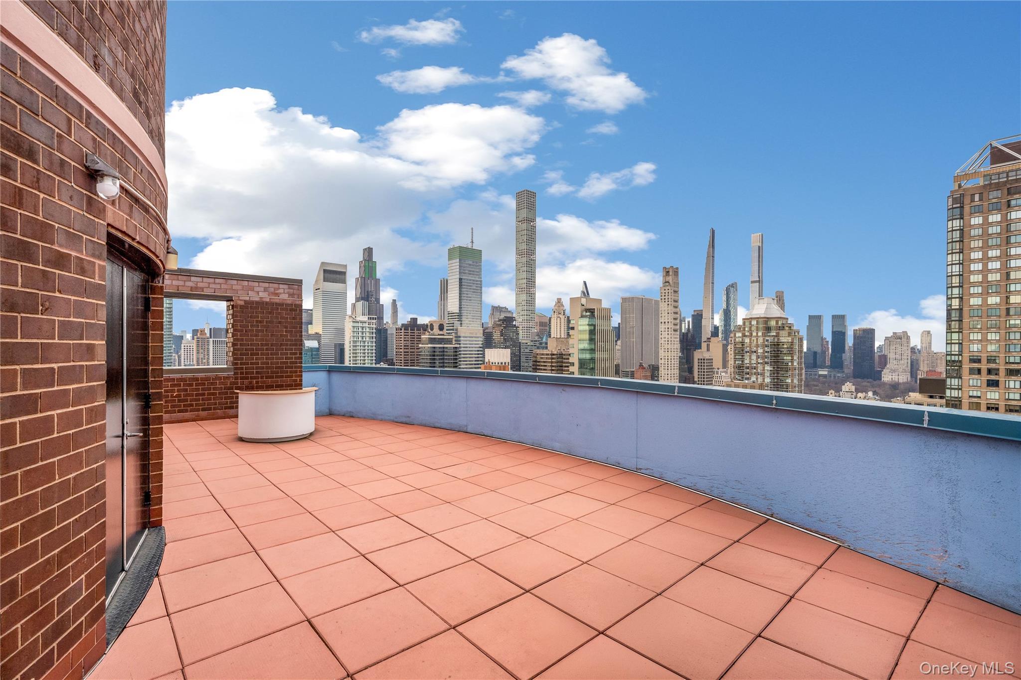Condo 65th  Manhattan, NY 10065, MLS-981224-18