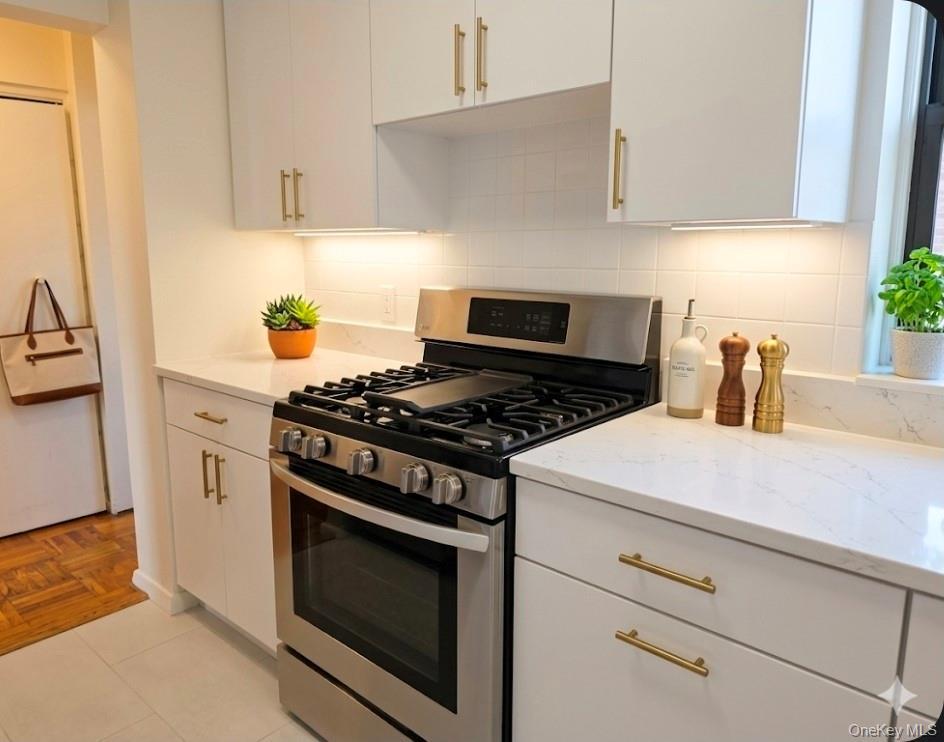 Coop Central Park  Westchester County, NY 10710, MLS-981226-11