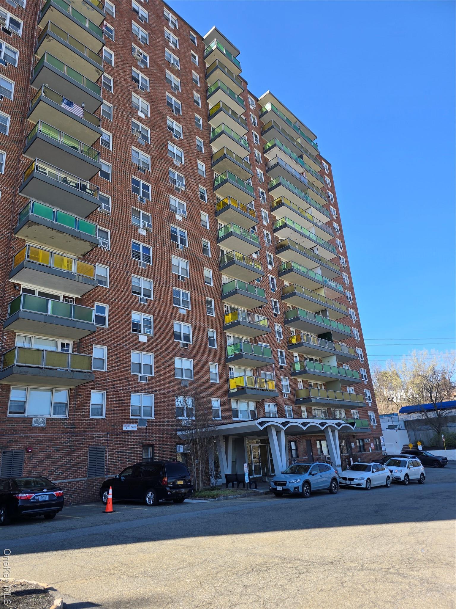 Coop Central Park  Westchester County, NY 10710, MLS-981226-2