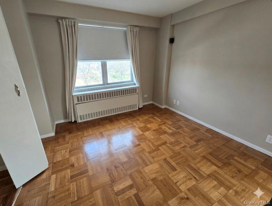 Coop Central Park  Westchester County, NY 10710, MLS-981226-5