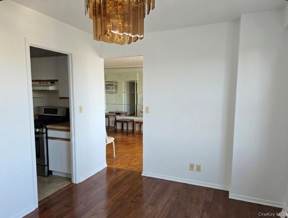 Coop Central Park  Westchester County, NY 10710, MLS-981226-6