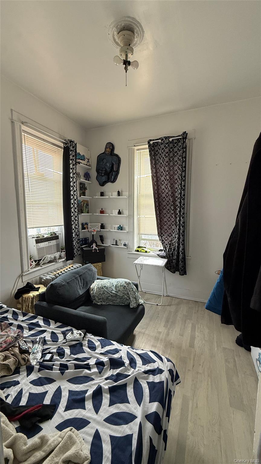 Single Family Grandview Avenue  Queens, NY 11385, MLS-981230-14