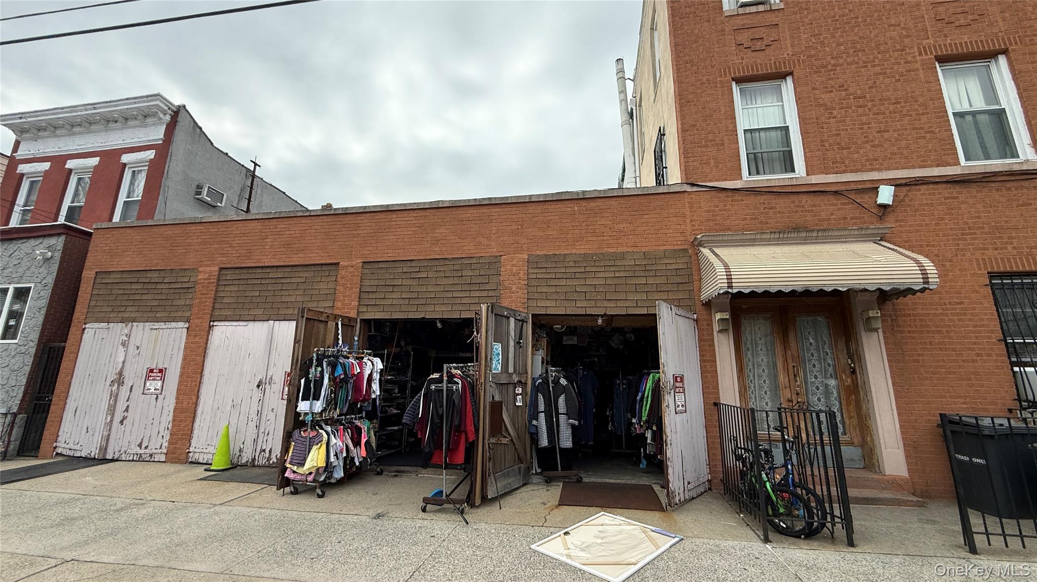 Single Family Grandview Avenue  Queens, NY 11385, MLS-981230-3