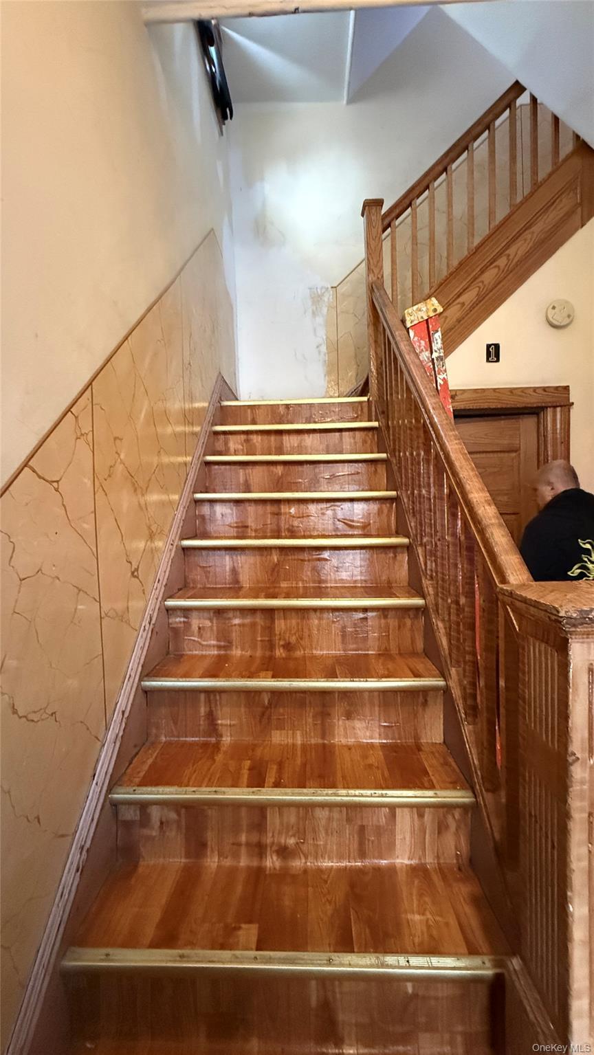 Single Family Grandview Avenue  Queens, NY 11385, MLS-981230-6