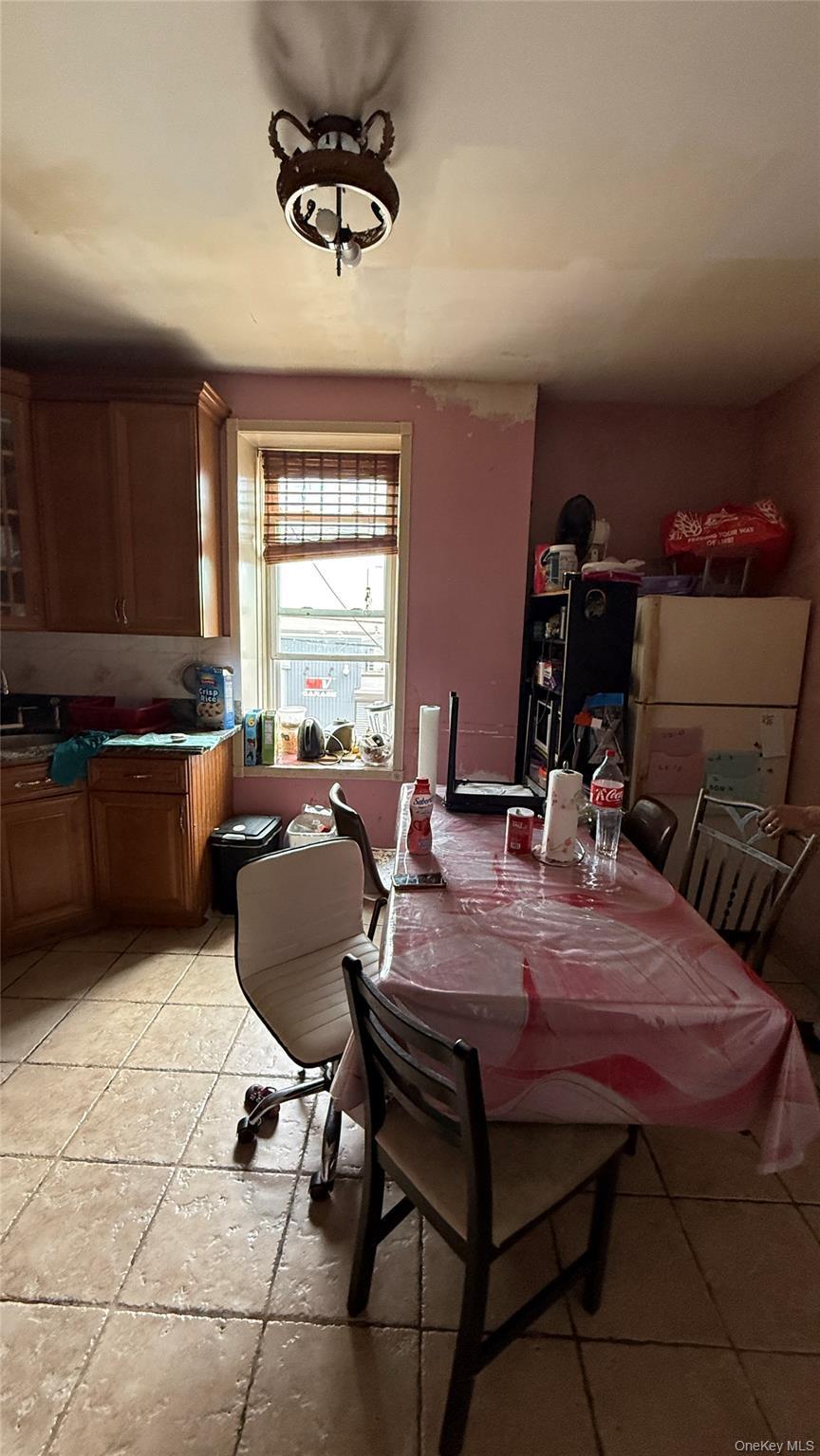 Single Family Grandview Avenue  Queens, NY 11385, MLS-981230-8