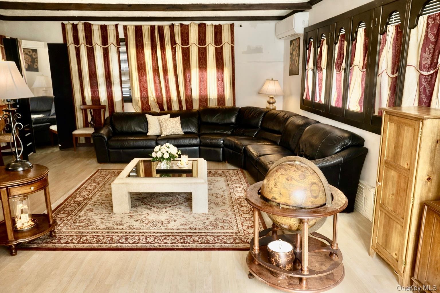 Single Family Laurel Hill  Nassau County, NY 11581, MLS-981236-2