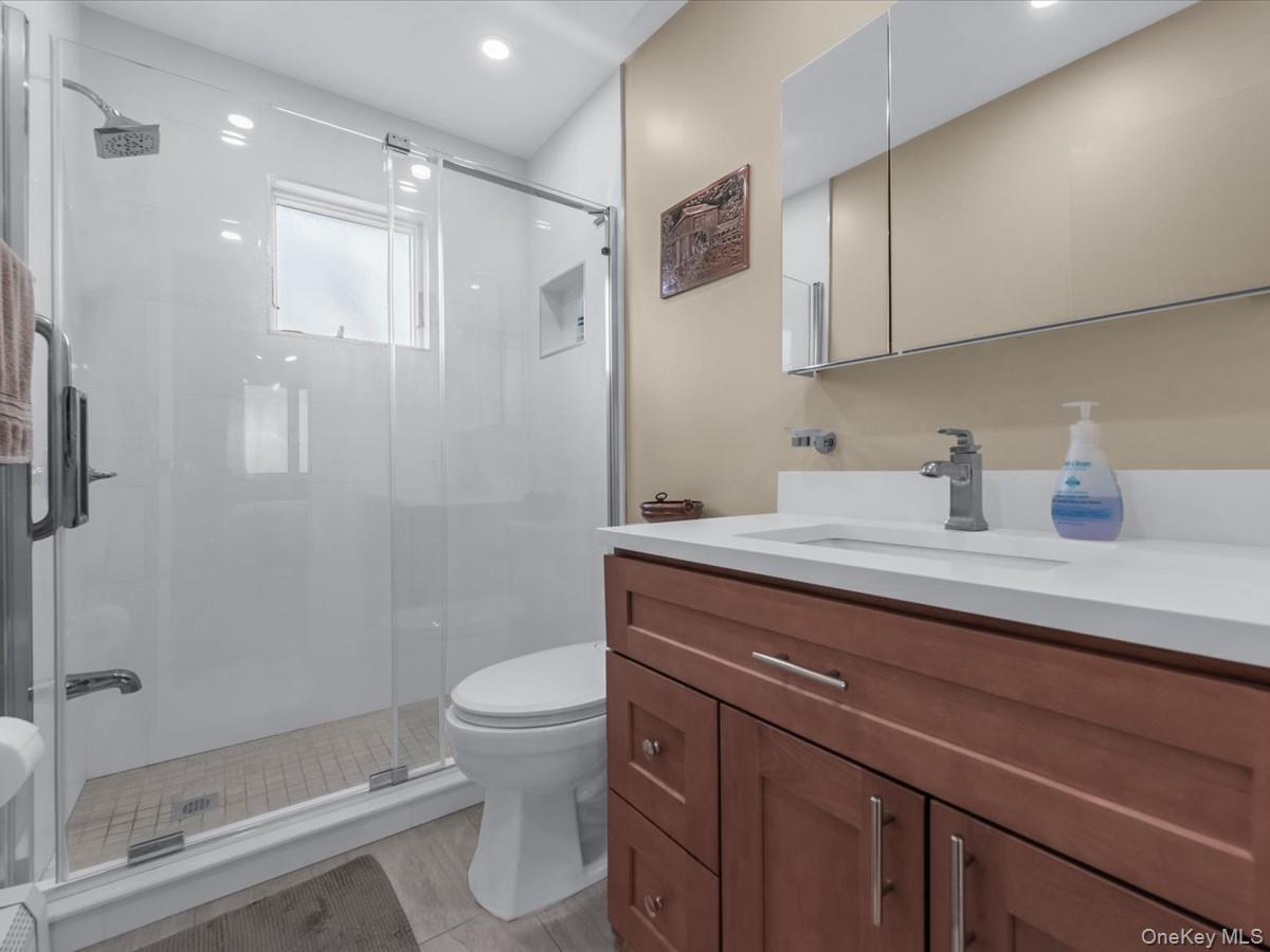 Single Family Linden  Suffolk County, NY 11754, MLS-981254-13