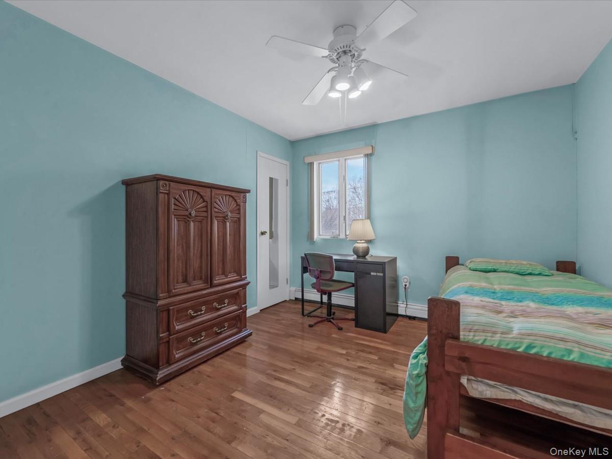 Single Family Linden  Suffolk County, NY 11754, MLS-981254-14