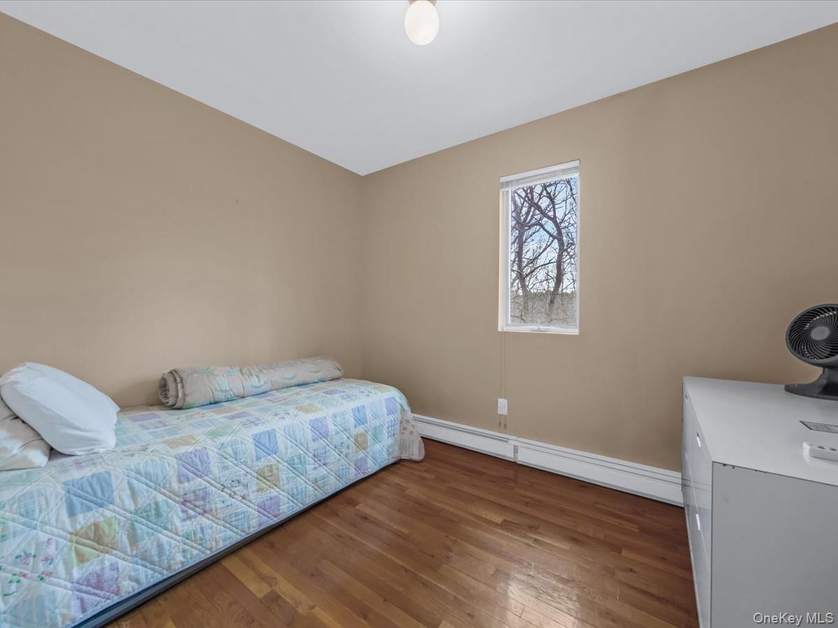Single Family Linden  Suffolk County, NY 11754, MLS-981254-15