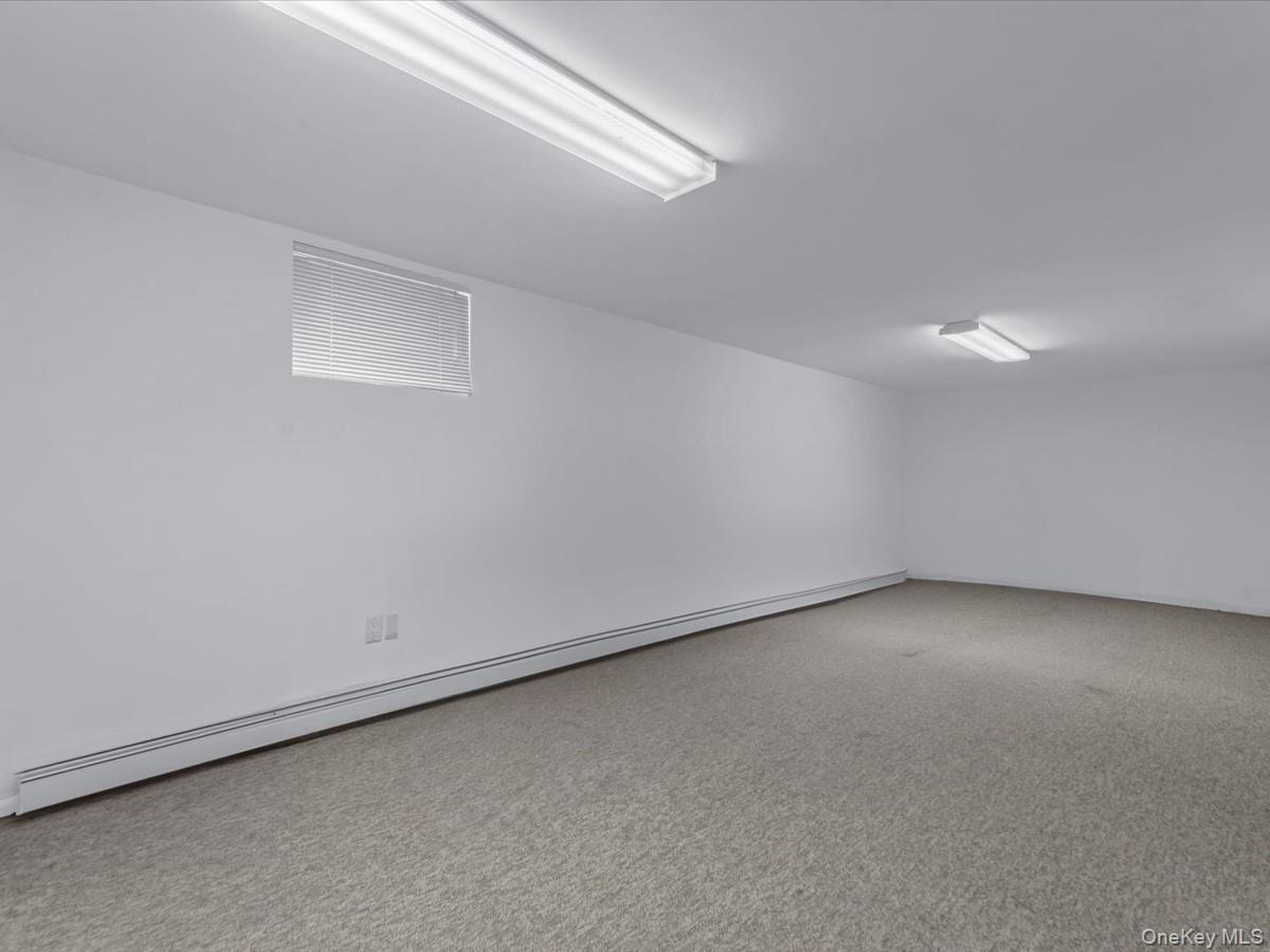 Single Family Linden  Suffolk County, NY 11754, MLS-981254-20