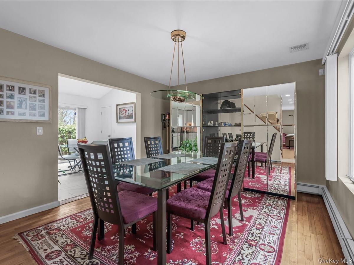 Single Family Linden  Suffolk County, NY 11754, MLS-981254-8