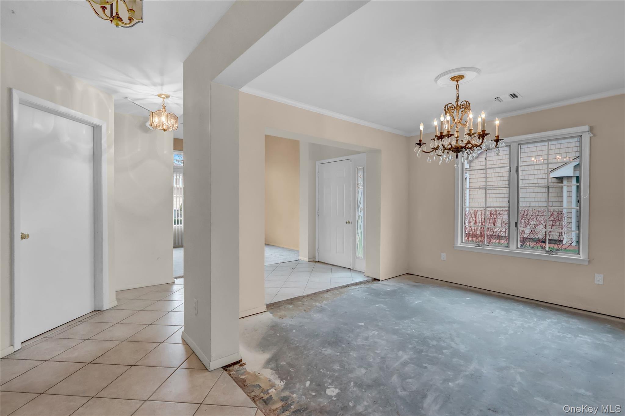 Condo Doral  Suffolk County, NY 11706, MLS-981257-5