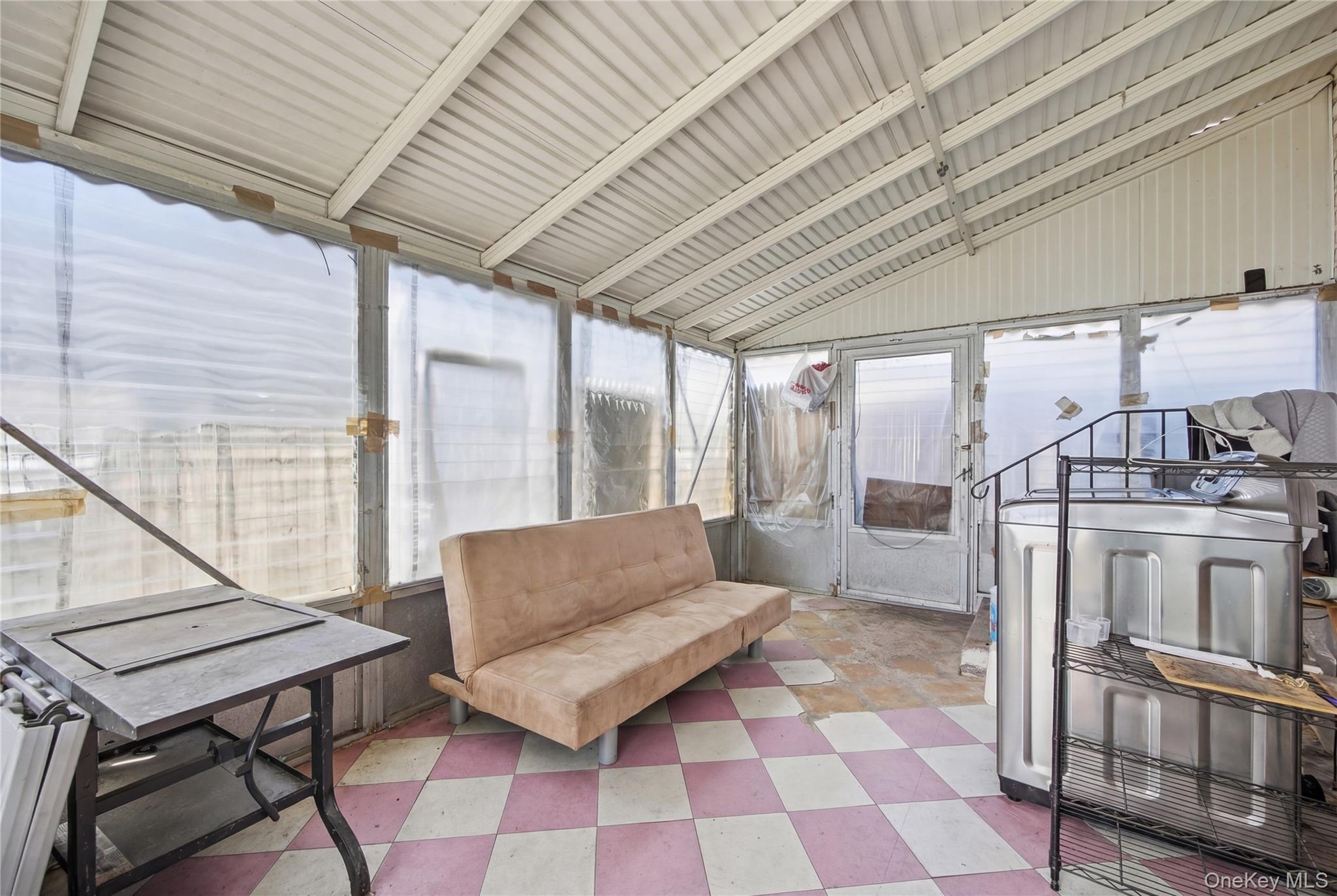 Single Family Half Mile Suffolk County, NY 11722, MLS-981265-16