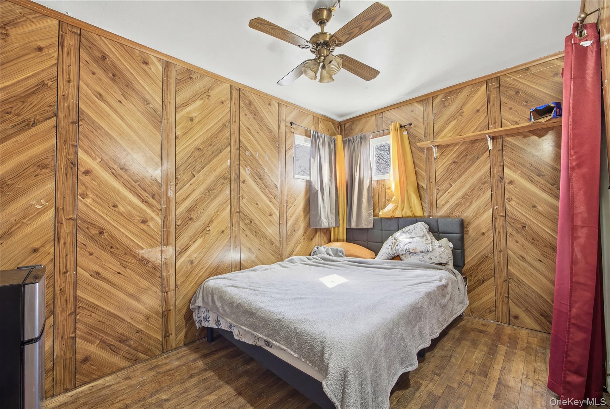 Single Family Half Mile Suffolk County, NY 11722, MLS-981265-20