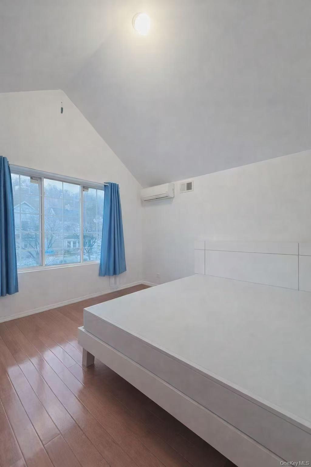 Single Family Targee Staten Island, NY 10304, MLS-981273-5