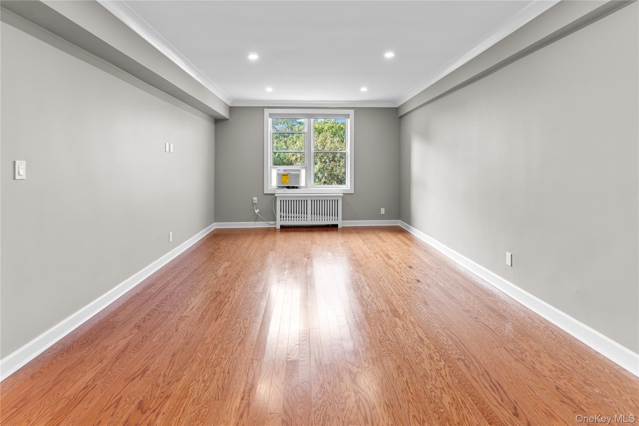 Condo Midland  Westchester County, NY 10708, MLS-981278-2