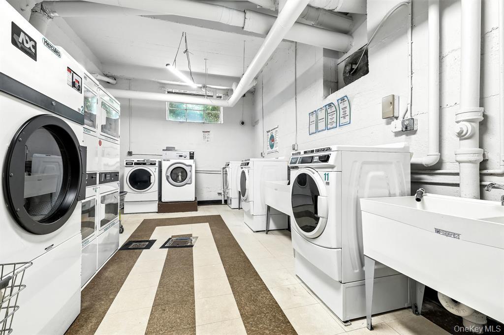 Condo Midland  Westchester County, NY 10708, MLS-981278-21