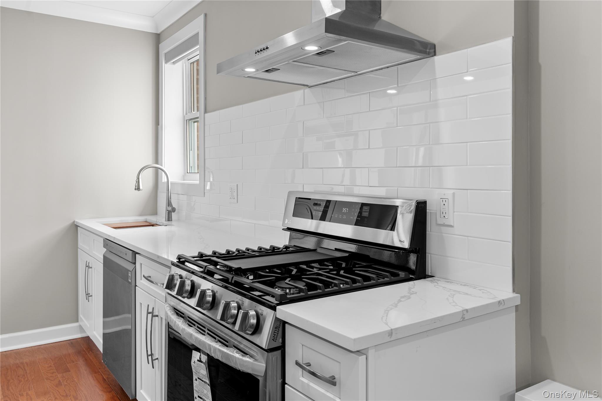 Condo Midland  Westchester County, NY 10708, MLS-981278-6