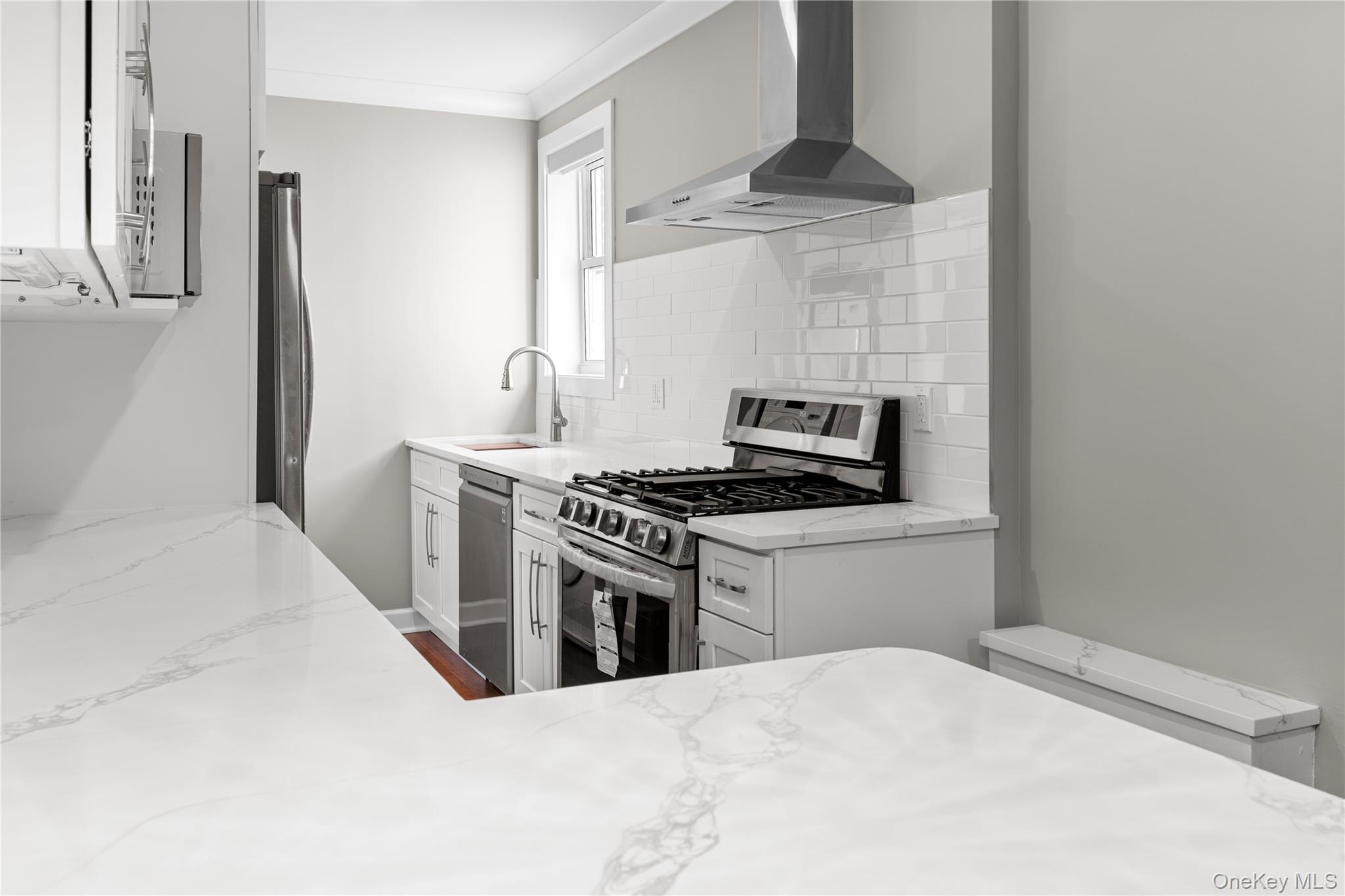 Condo Midland  Westchester County, NY 10708, MLS-981278-7