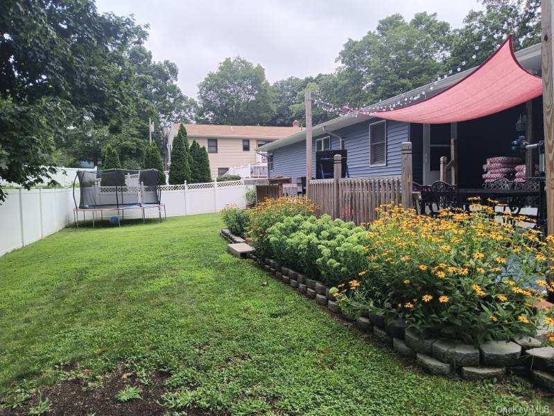 Single Family Hulse Suffolk County, NY 11792, MLS-981288-18