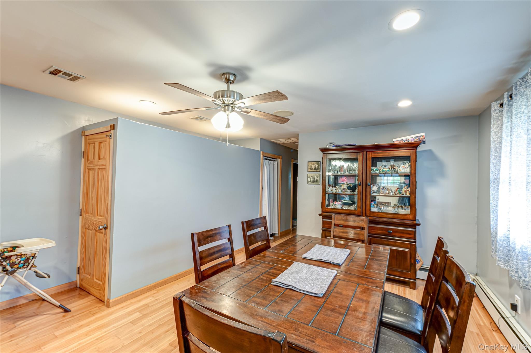 Single Family Hulse Suffolk County, NY 11792, MLS-981288-4