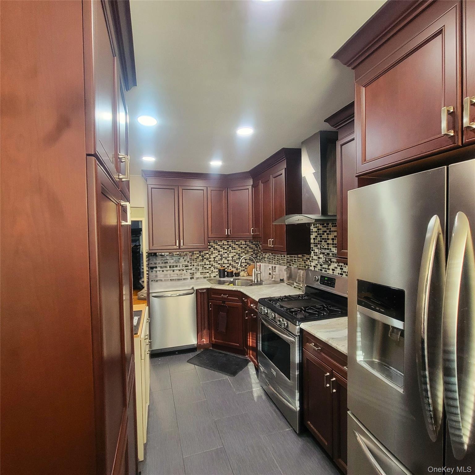 Single Family 204th  Queens, NY 11412, MLS-981298-10