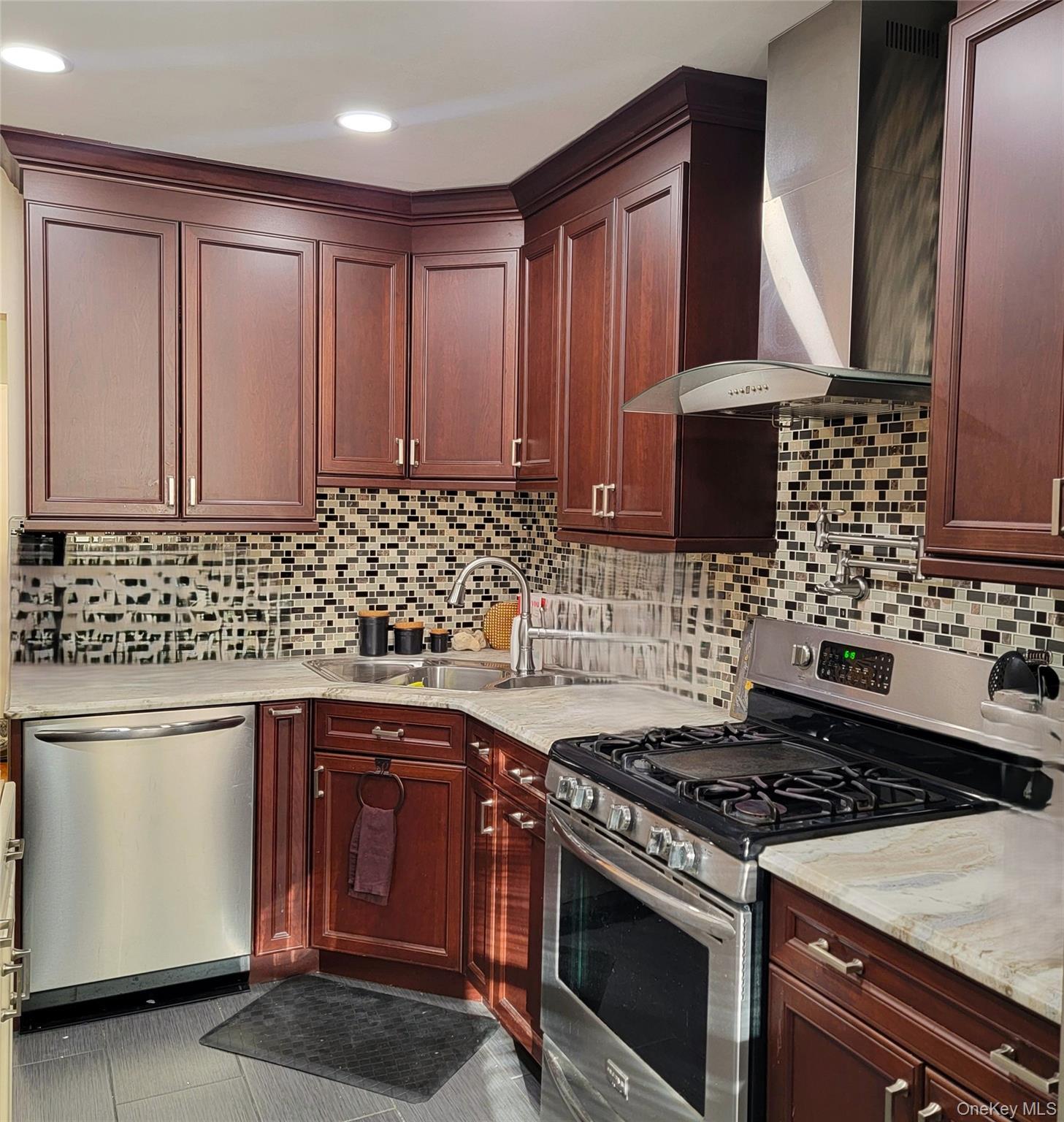 Single Family 204th  Queens, NY 11412, MLS-981298-12
