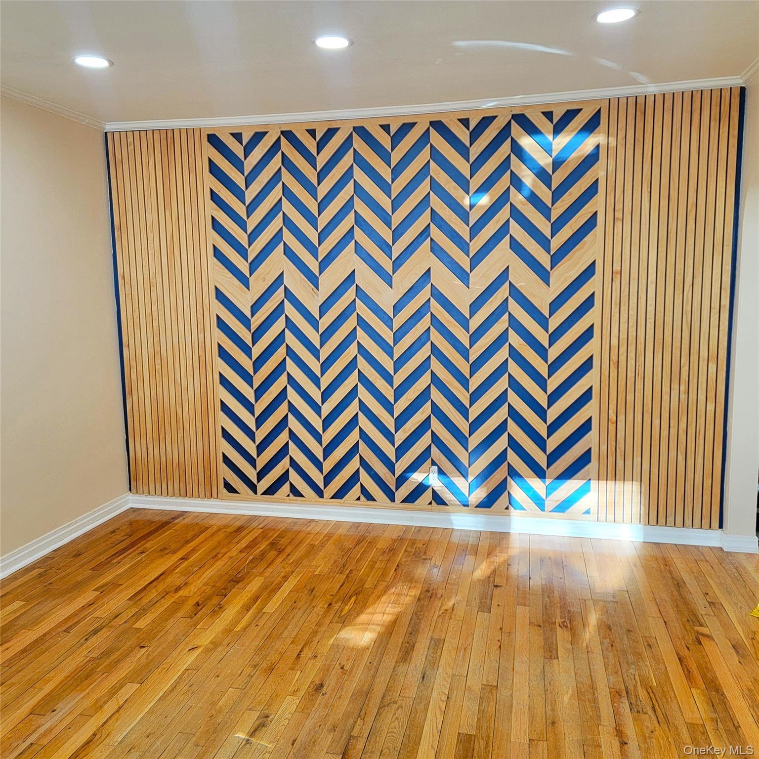 Single Family 204th  Queens, NY 11412, MLS-981298-5