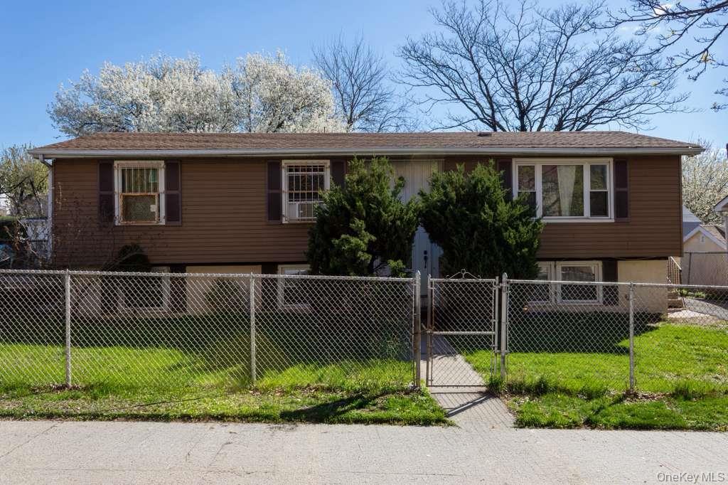 Single Family Louis Nine  Bronx, NY 10459, MLS-981307-30