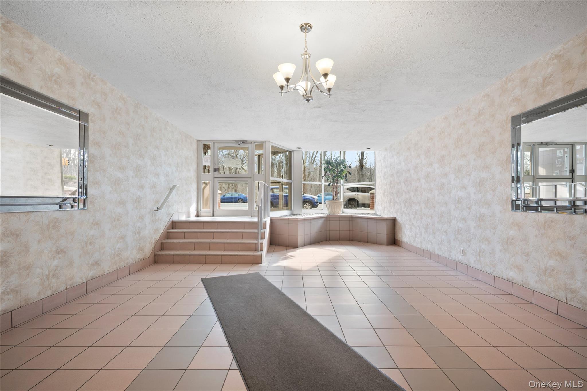 Apartment Broadway  Bronx, NY 10471, MLS-981309-2