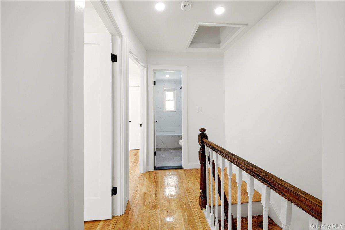 Single Family Murdock  Bronx, NY 10466, MLS-981311-14