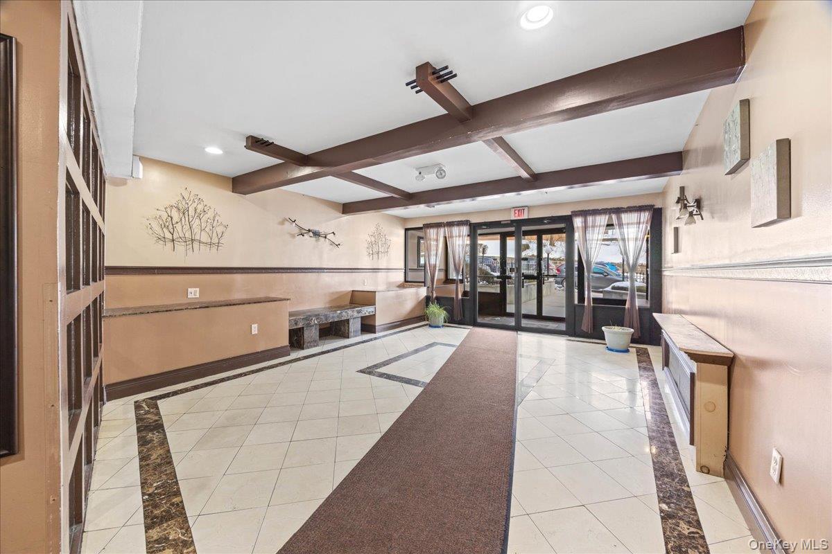 Coop Broadway  Westchester County, NY 10701, MLS-981318-3