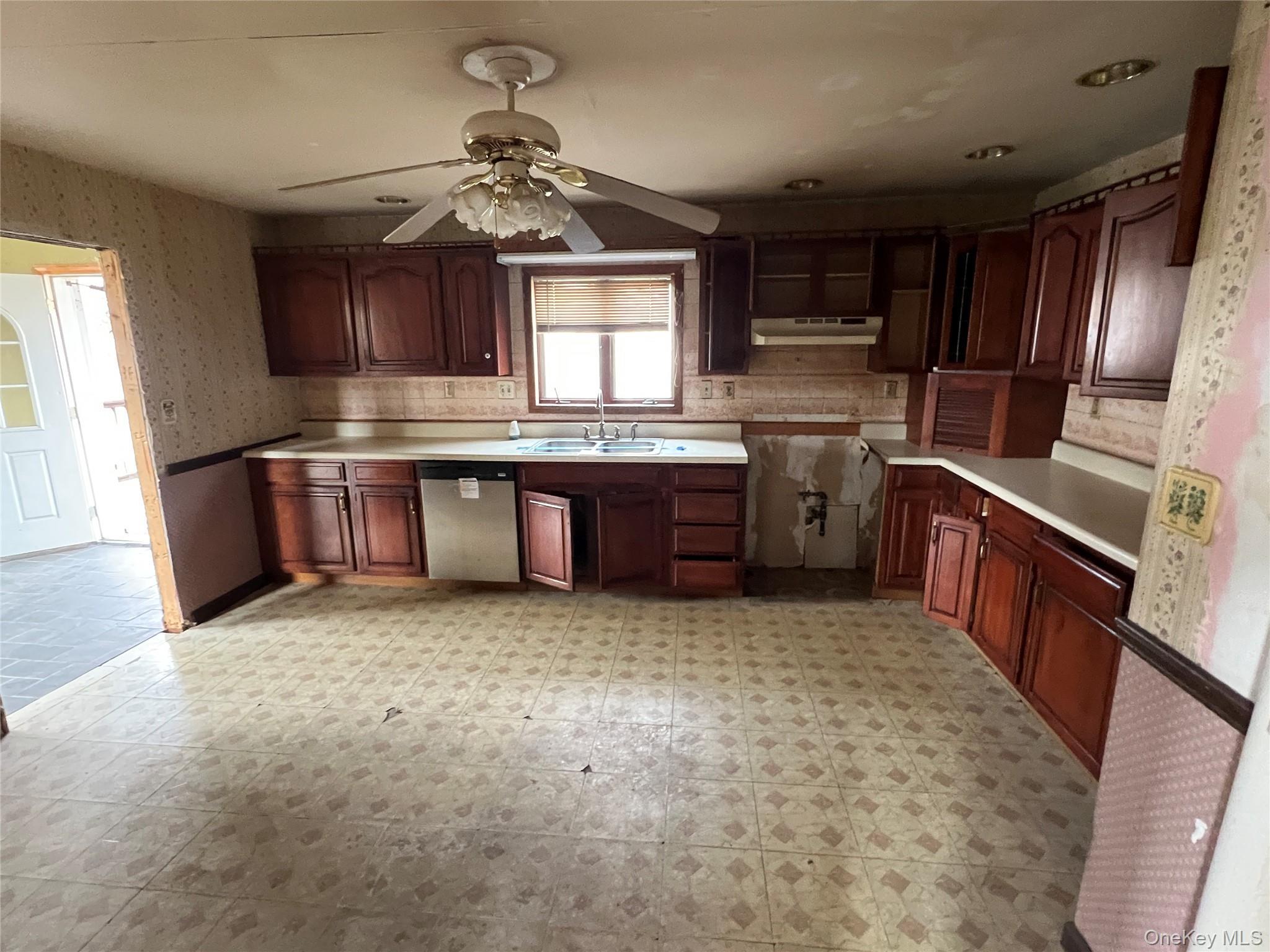 Single Family Rock Cut  Orange County, NY 12550, MLS-981333-5