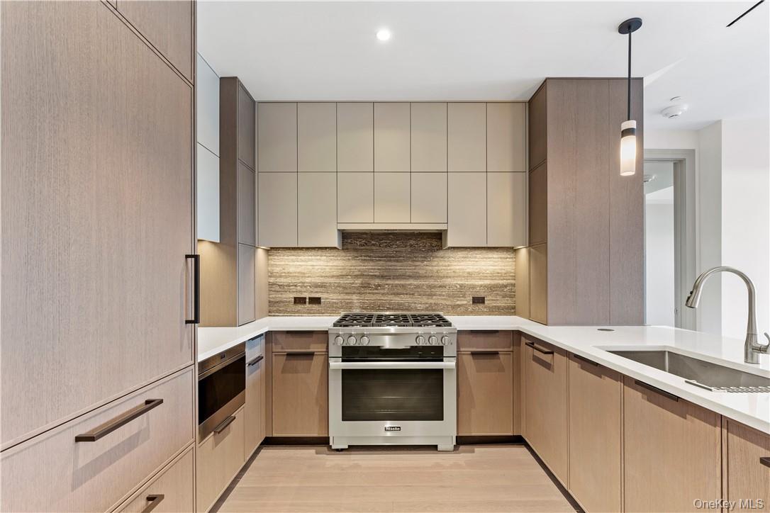 Condo Old Post  Westchester County, NY 10580, MLS-981336-7