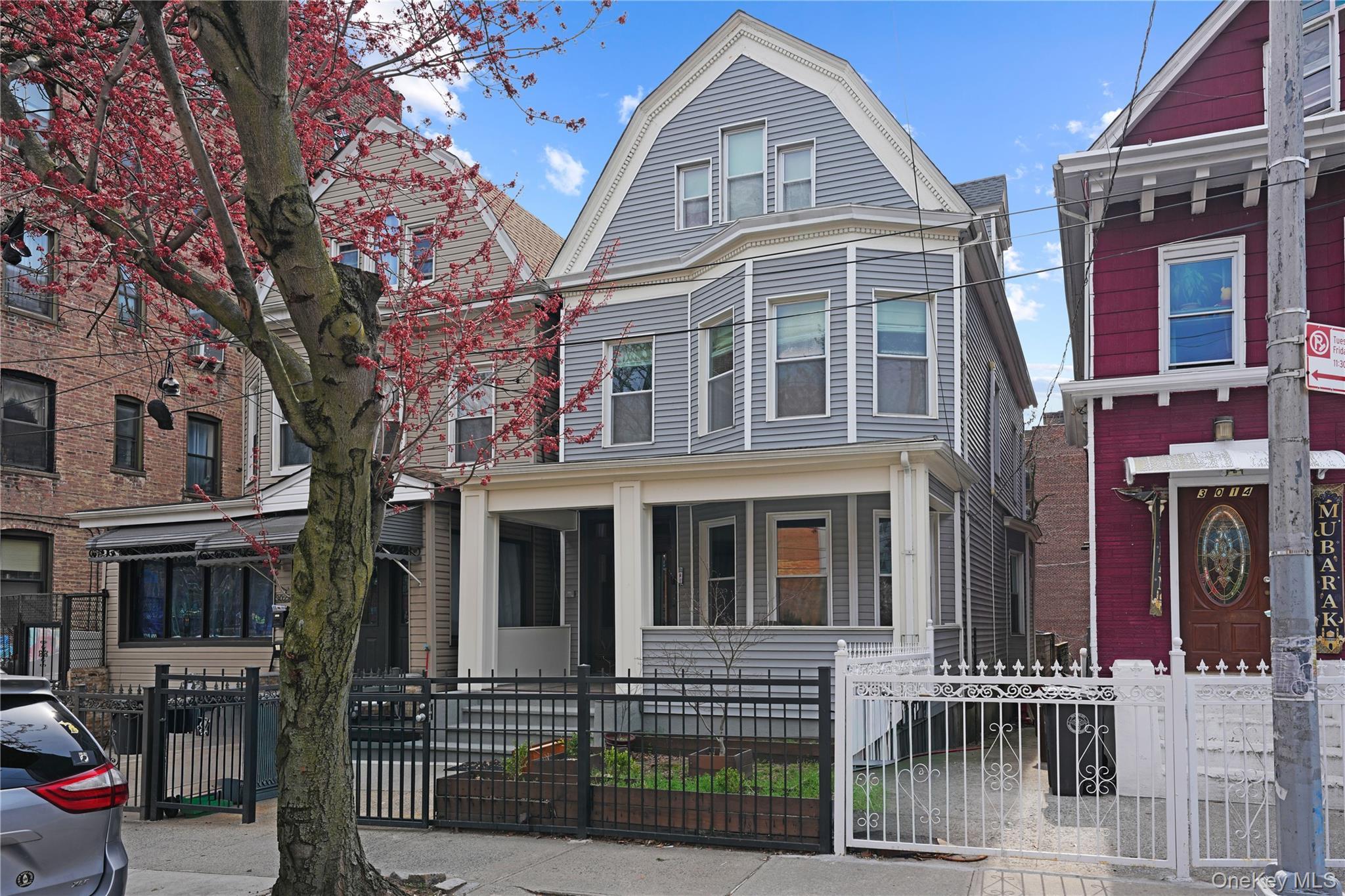 Single Family Bainbridge Bronx, NY 10458, MLS-981349-23