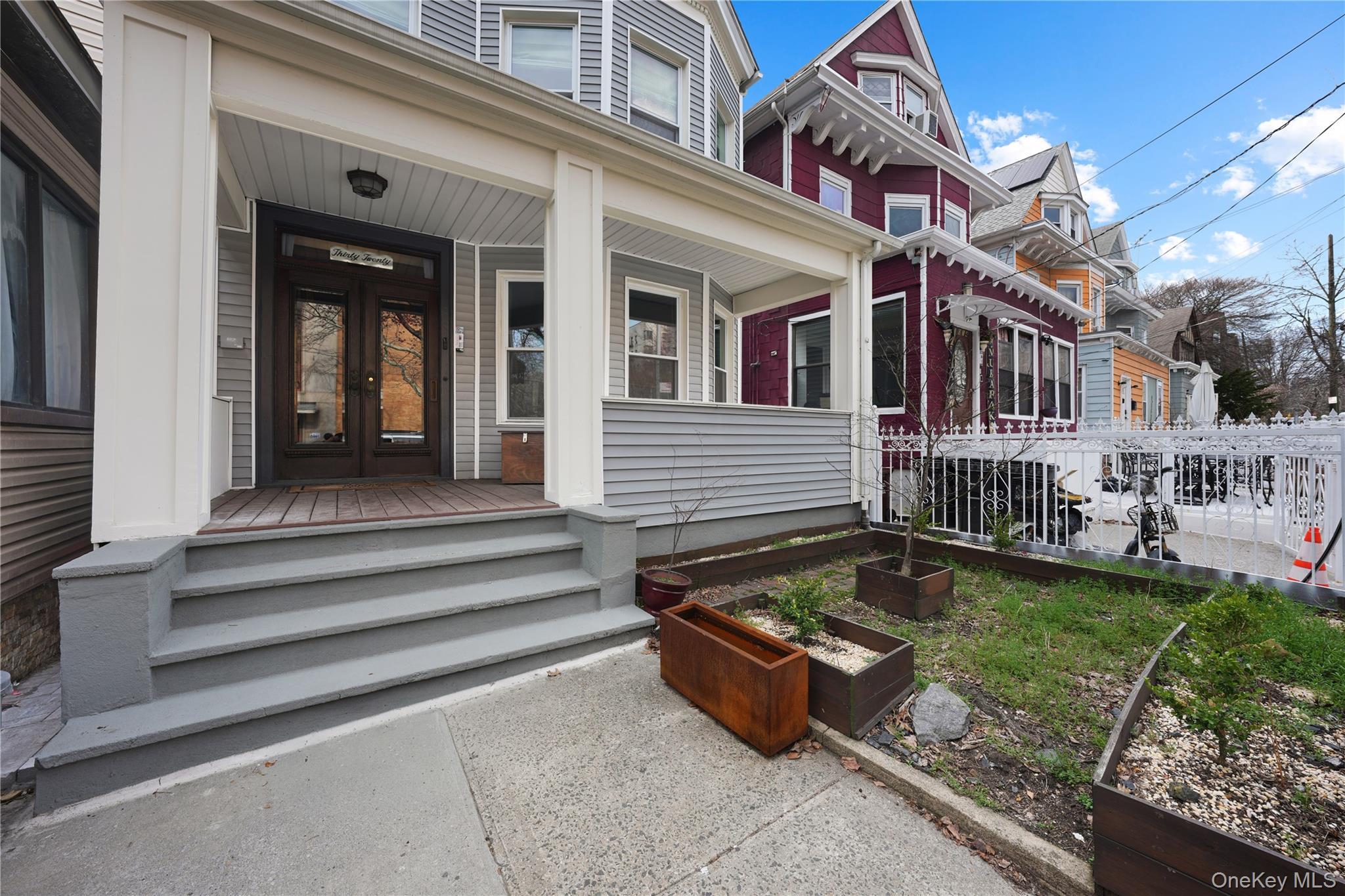 Single Family Bainbridge Bronx, NY 10458, MLS-981349-24