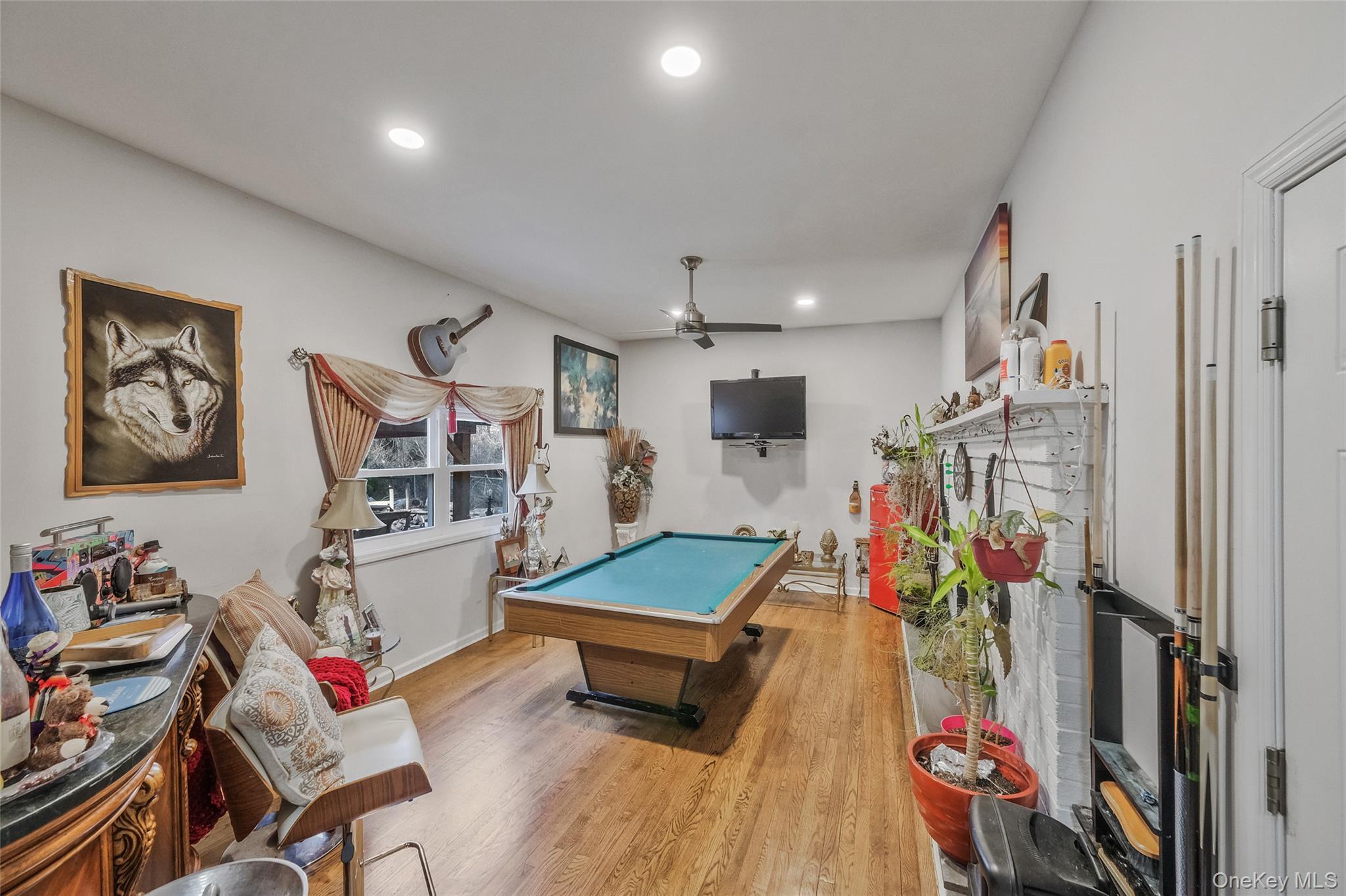 Single Family Woodside  Suffolk County, NY 11772, MLS-981350-10