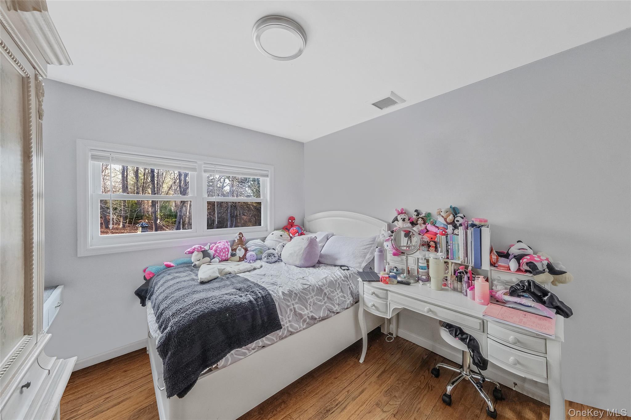 Single Family Woodside  Suffolk County, NY 11772, MLS-981350-14