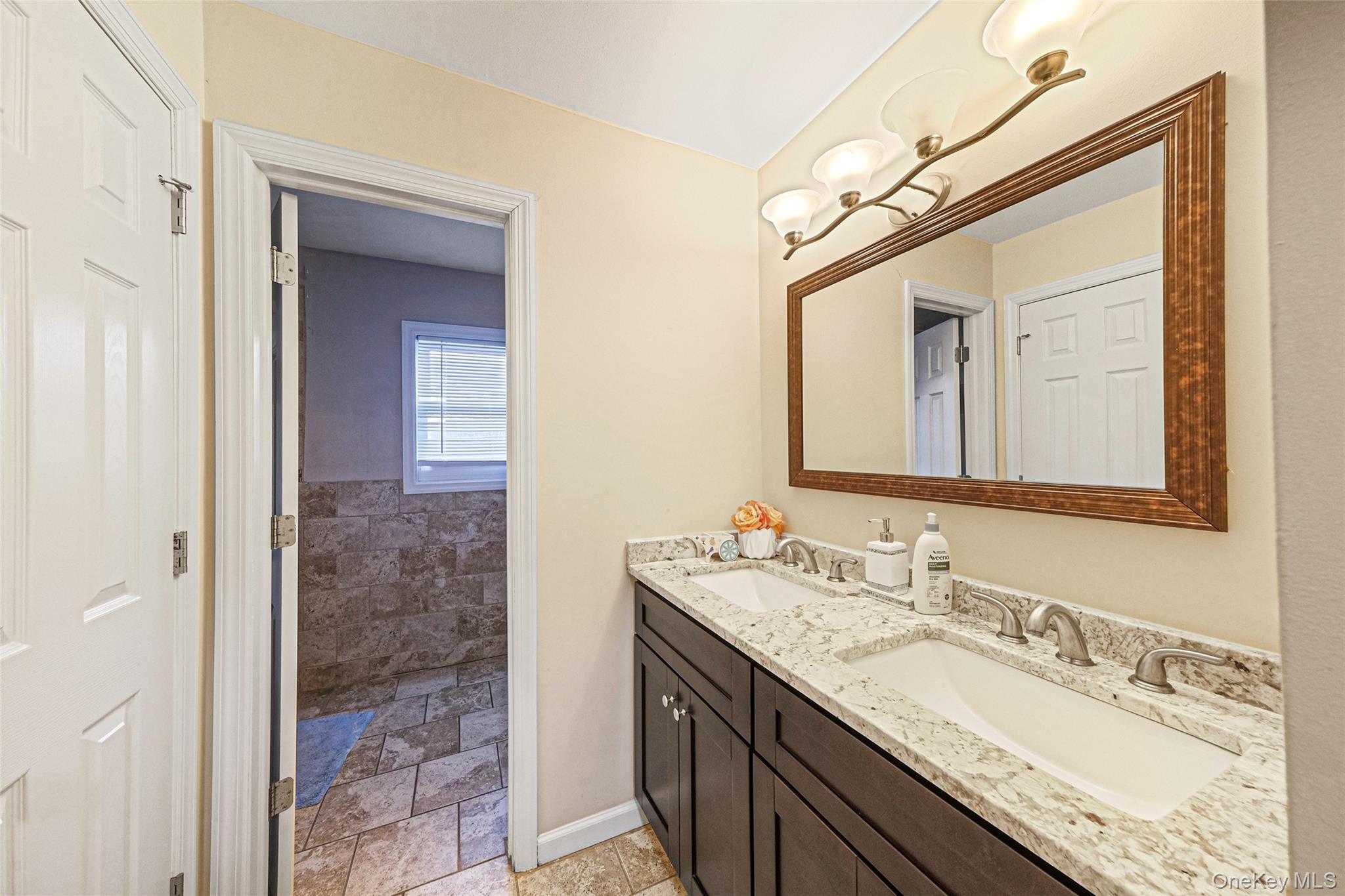Single Family Woodside  Suffolk County, NY 11772, MLS-981350-15