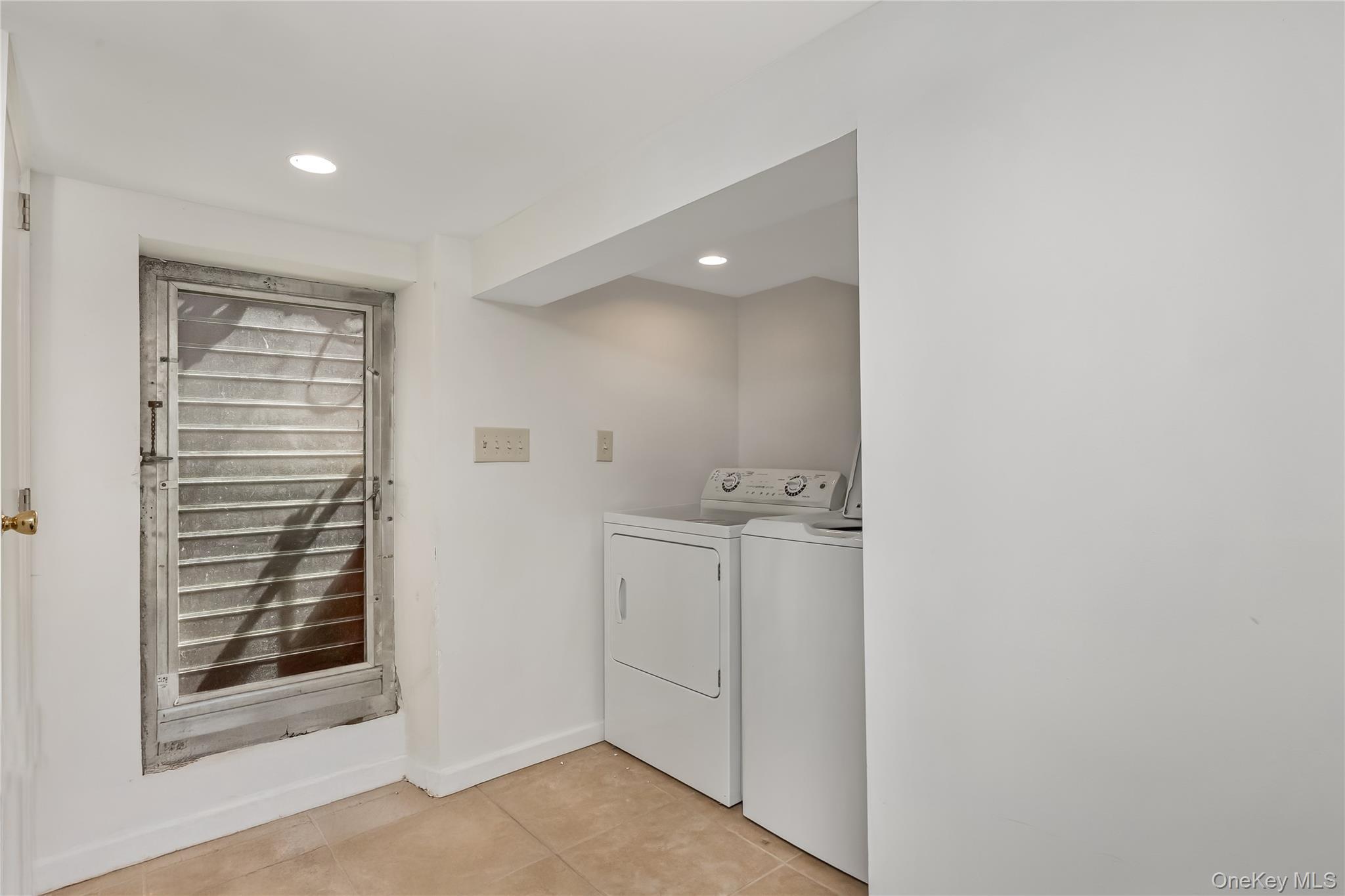 Single Family February Walk  Nassau County, NY 11561, MLS-981361-20