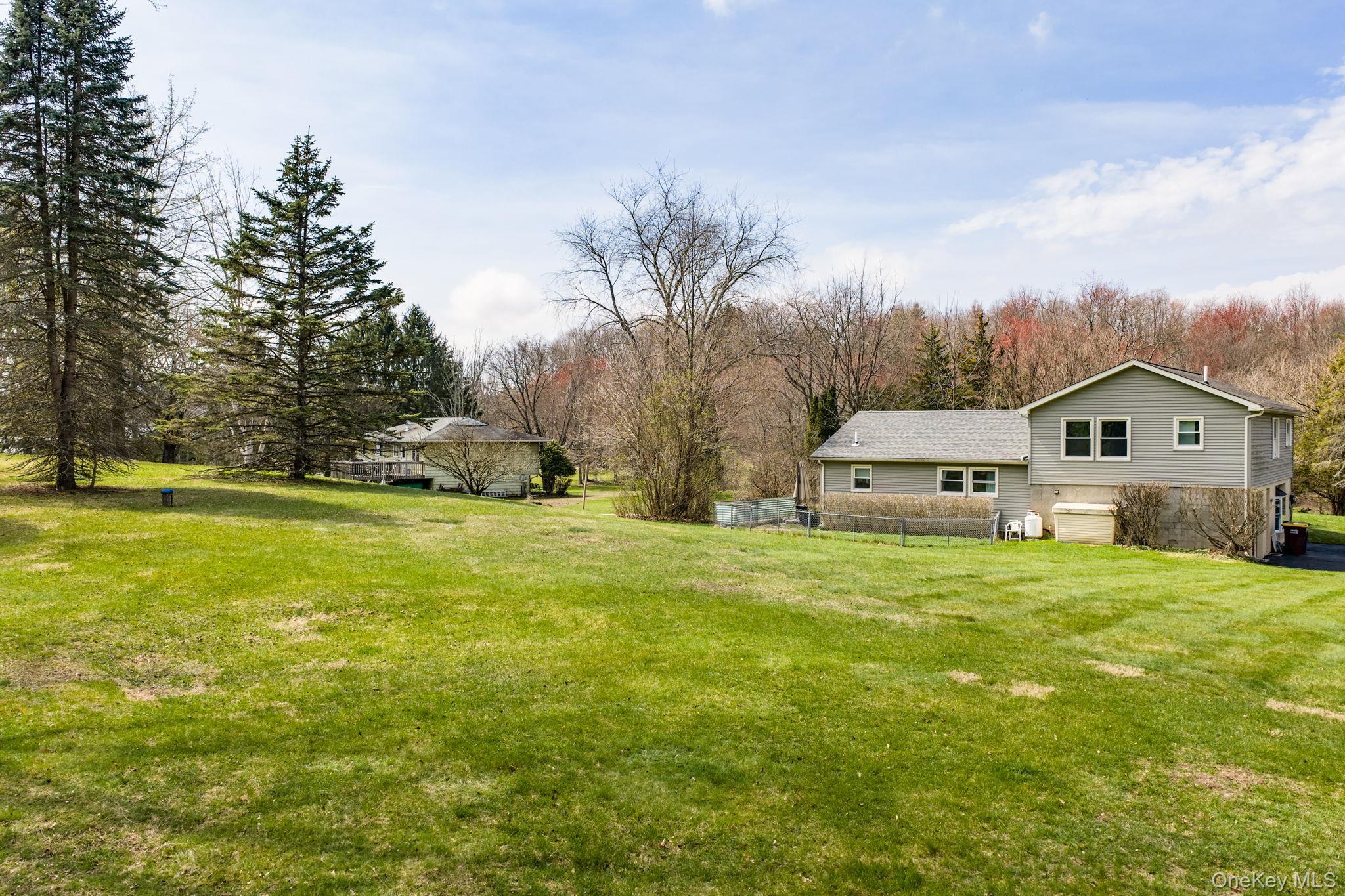 Single Family in Warwick (Town) - Winding Hills Orange County, NY 10921