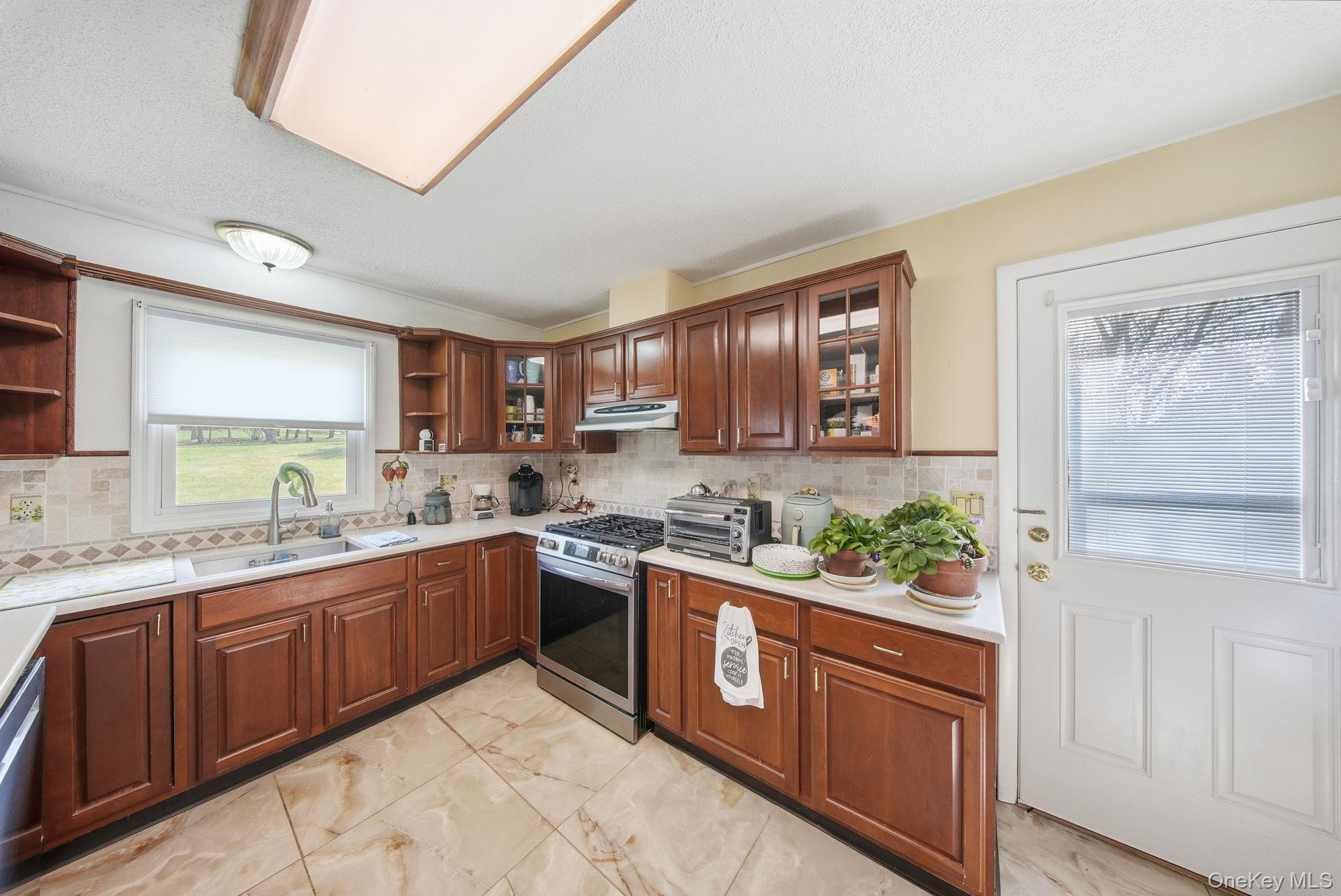 Single Family Winding Hills Orange County, NY 10921, MLS-981369-10