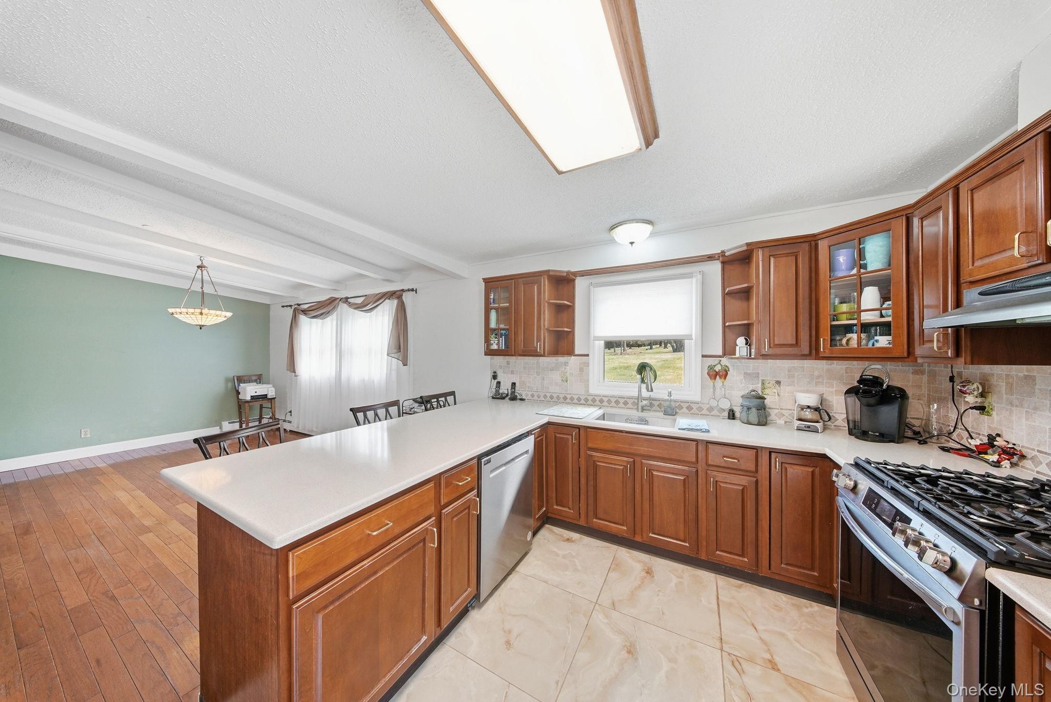 Single Family Winding Hills Orange County, NY 10921, MLS-981369-11
