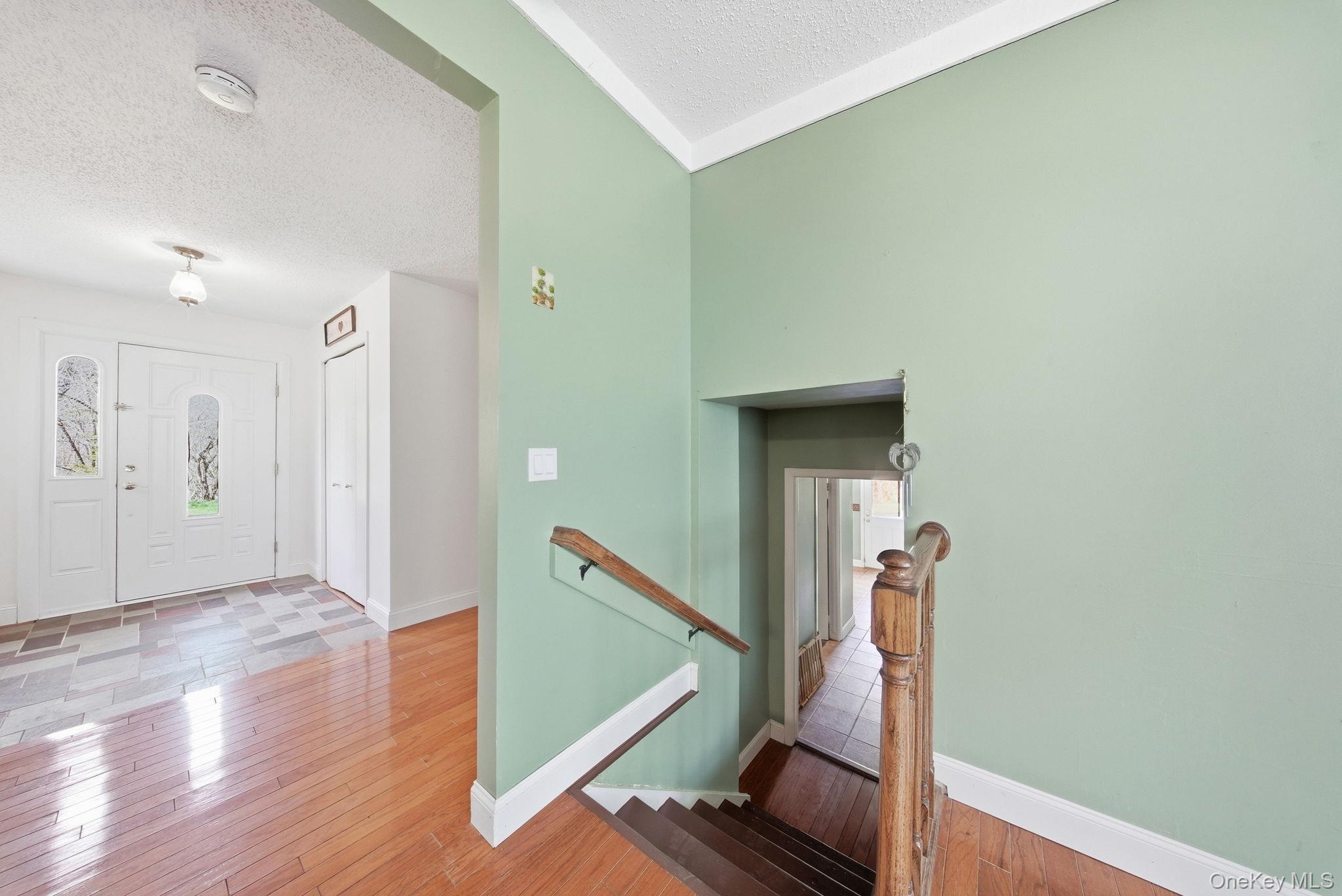 Single Family Winding Hills Orange County, NY 10921, MLS-981369-24
