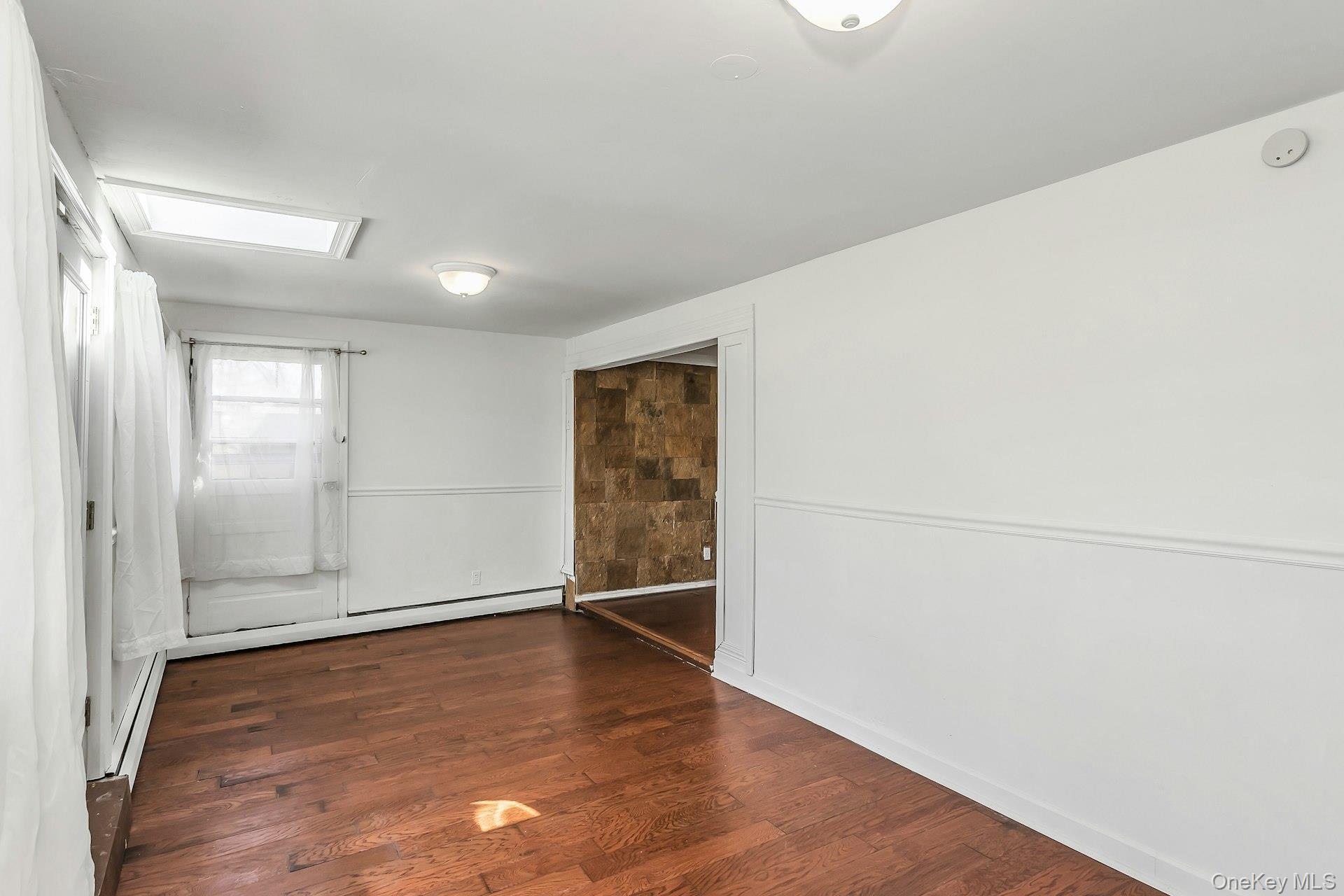 Single Family Diane  Suffolk County, NY 11706, MLS-981374-15