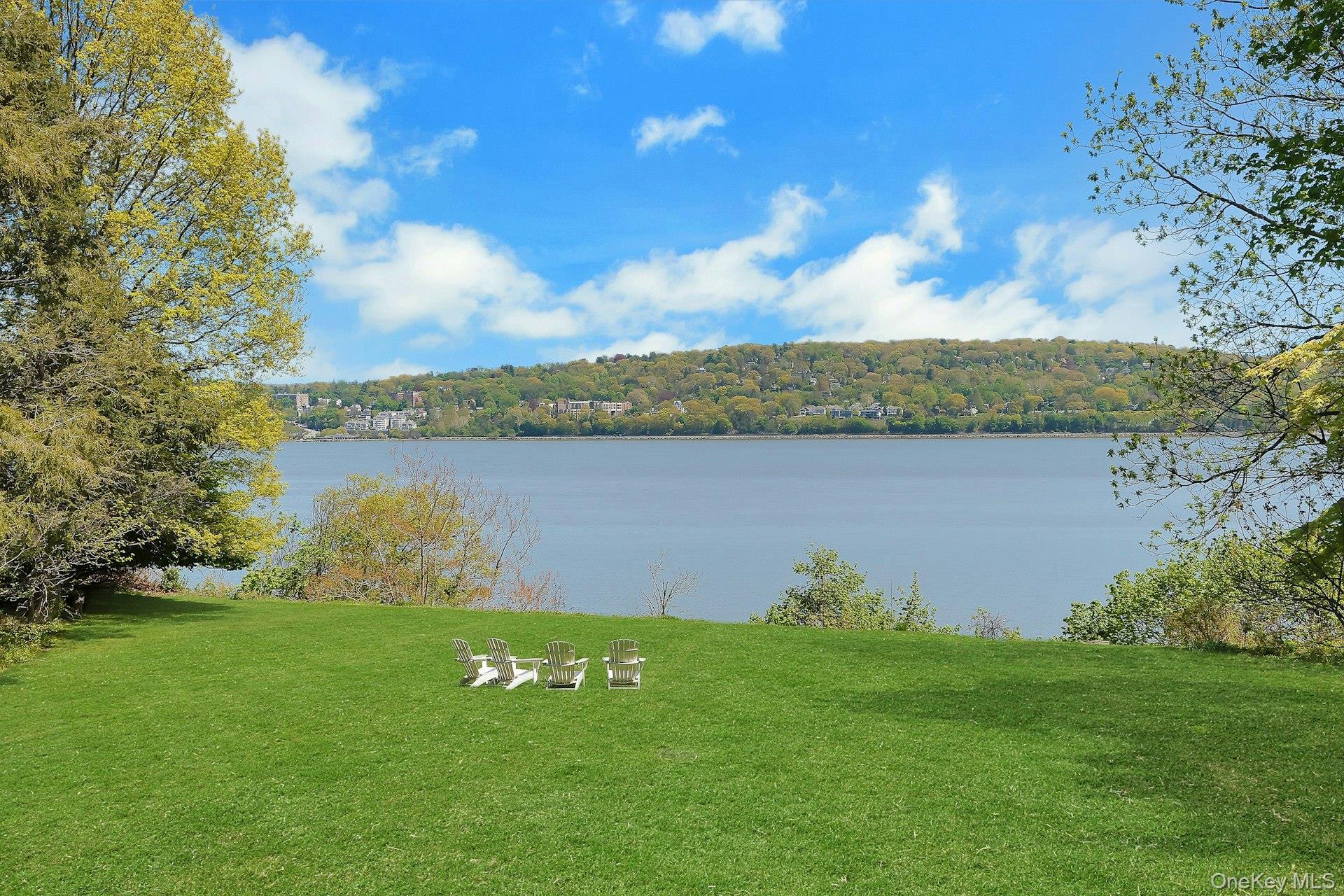 Single Family Lawrence Lane Rockland County, NY 10964, MLS-981378-34