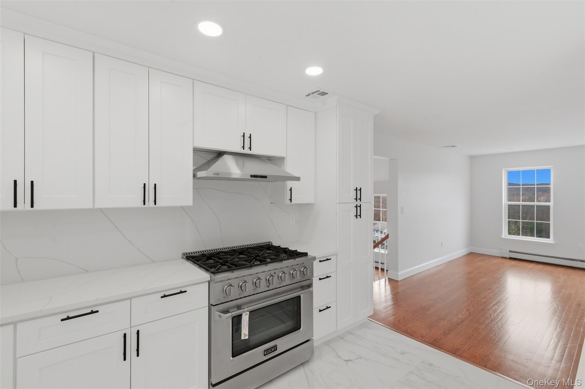 Single Family Hickory Rockland County, NY 10974, MLS-981395-17