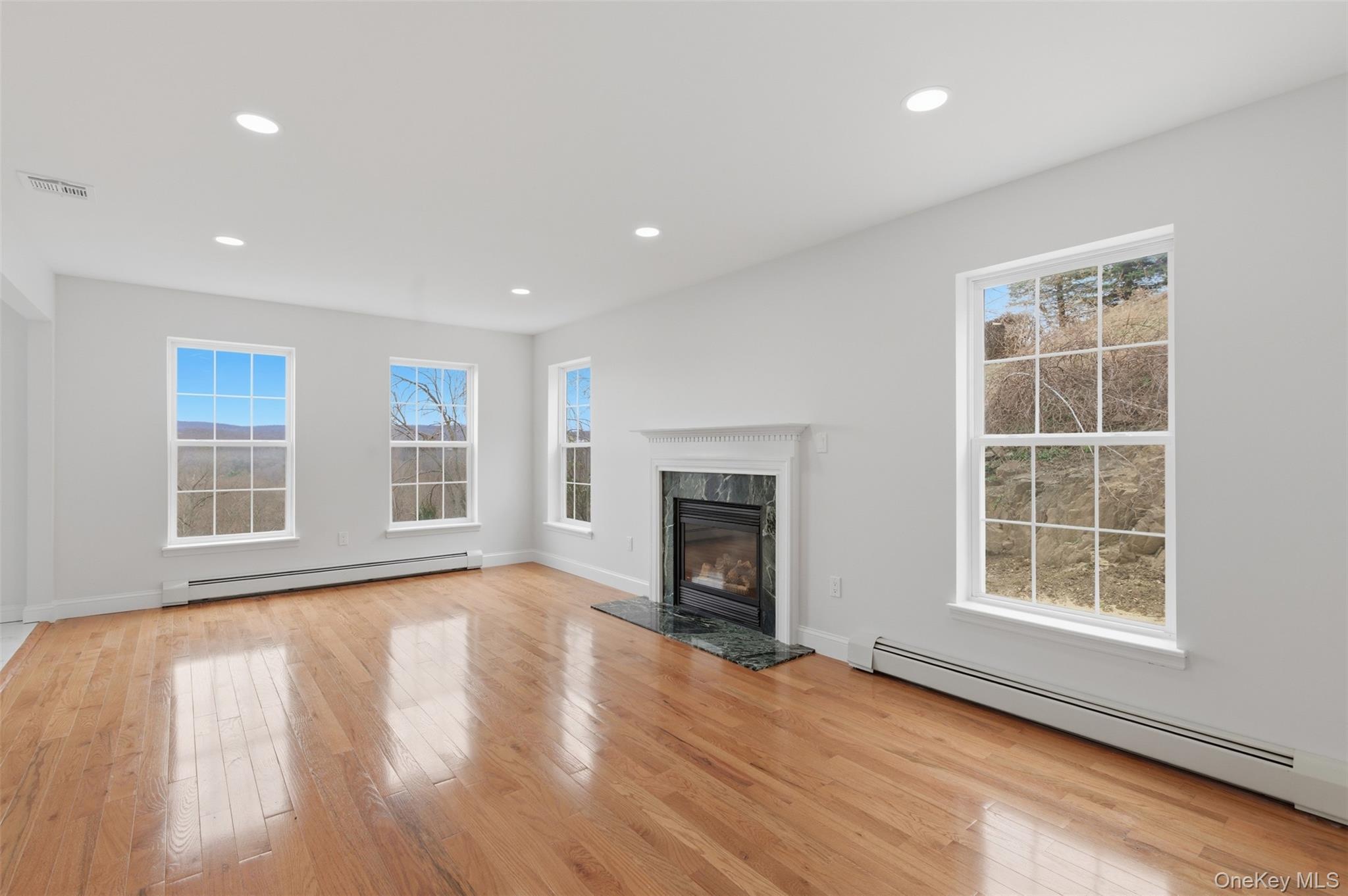 Single Family Hickory Rockland County, NY 10974, MLS-981395-9