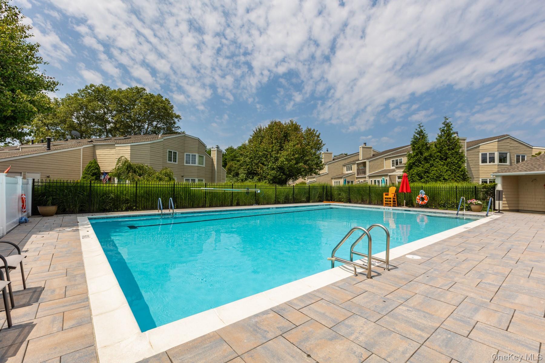 Condo Doral  Suffolk County, NY 11706, MLS-981405-20